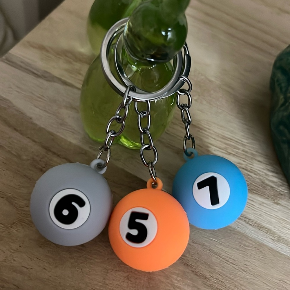 POOL BALL KEYCHAINS